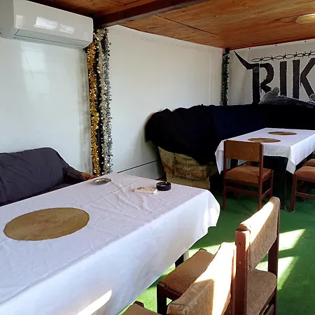 хард рок студио япара Tatil parkı Opanets